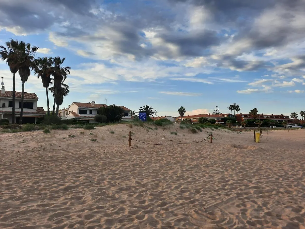 Cosy House With Garden Infront Of The Sea Apartment Creixell